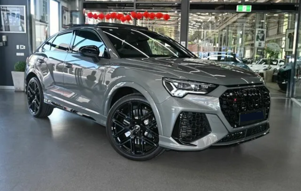 AUDI RSQ3 GRAY