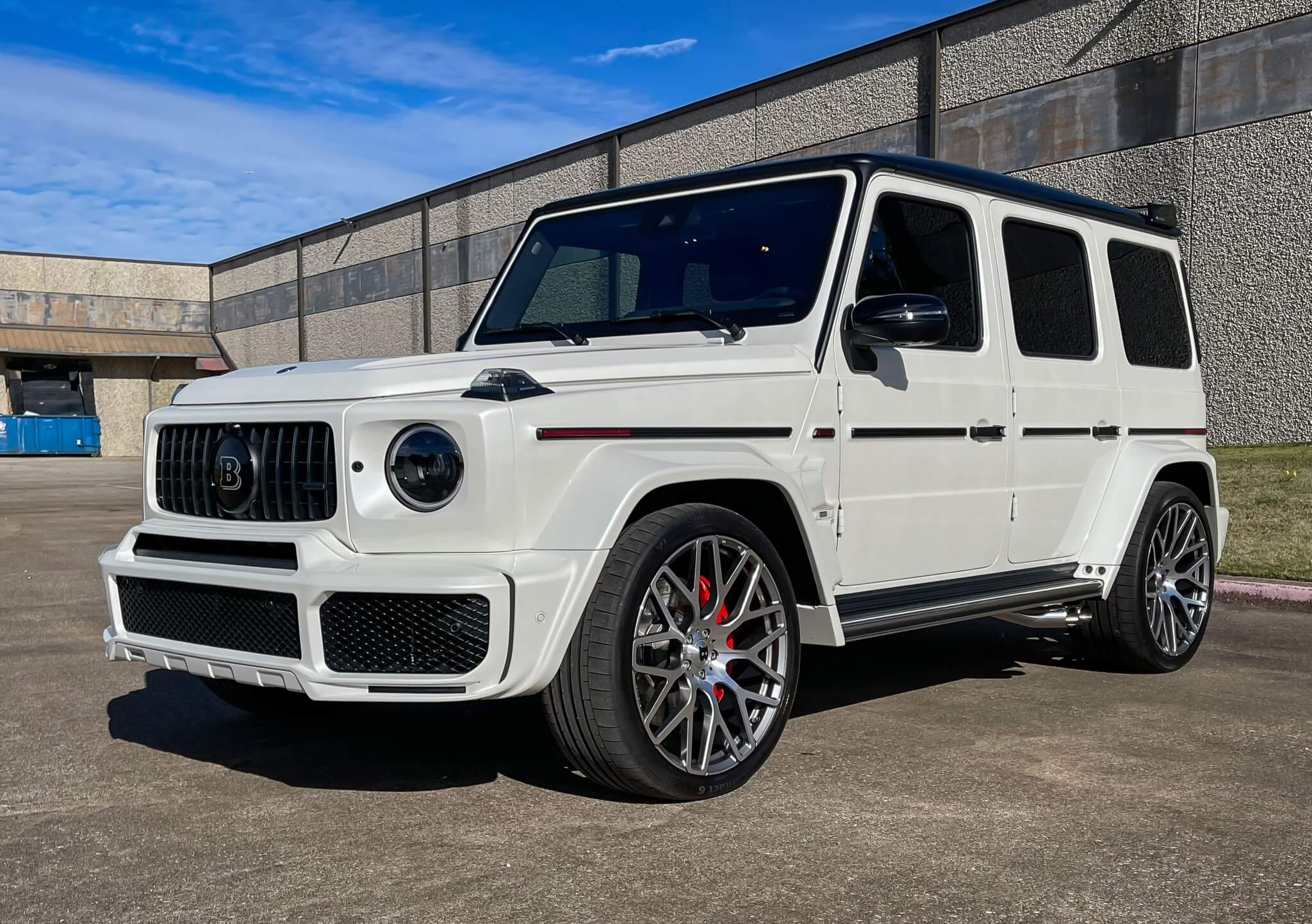 MERCEDES G63 White