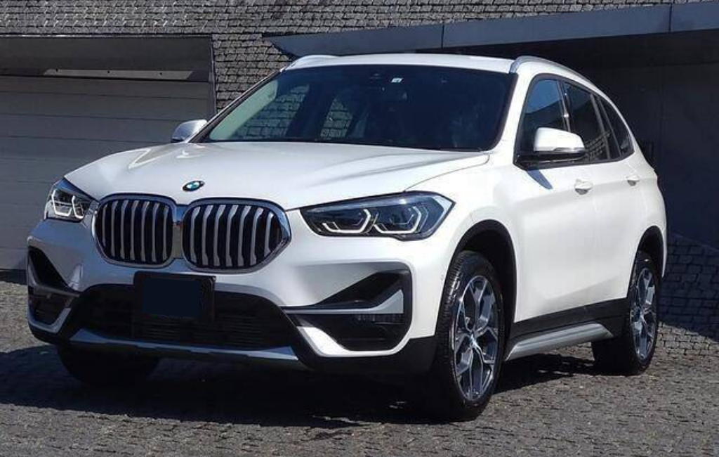 2022 BMW X1 – White