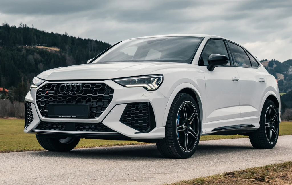 AUDI RSQ3 WHITE
